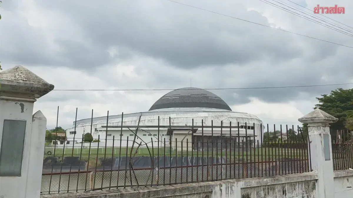 90 Million Baht Library Abandoned For Decade, Locals Say