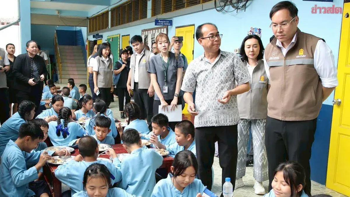 Deputy Education Minister Akkanat Leads Nutritionists on Surprise Inspection of School Lunch and Milk Standards
