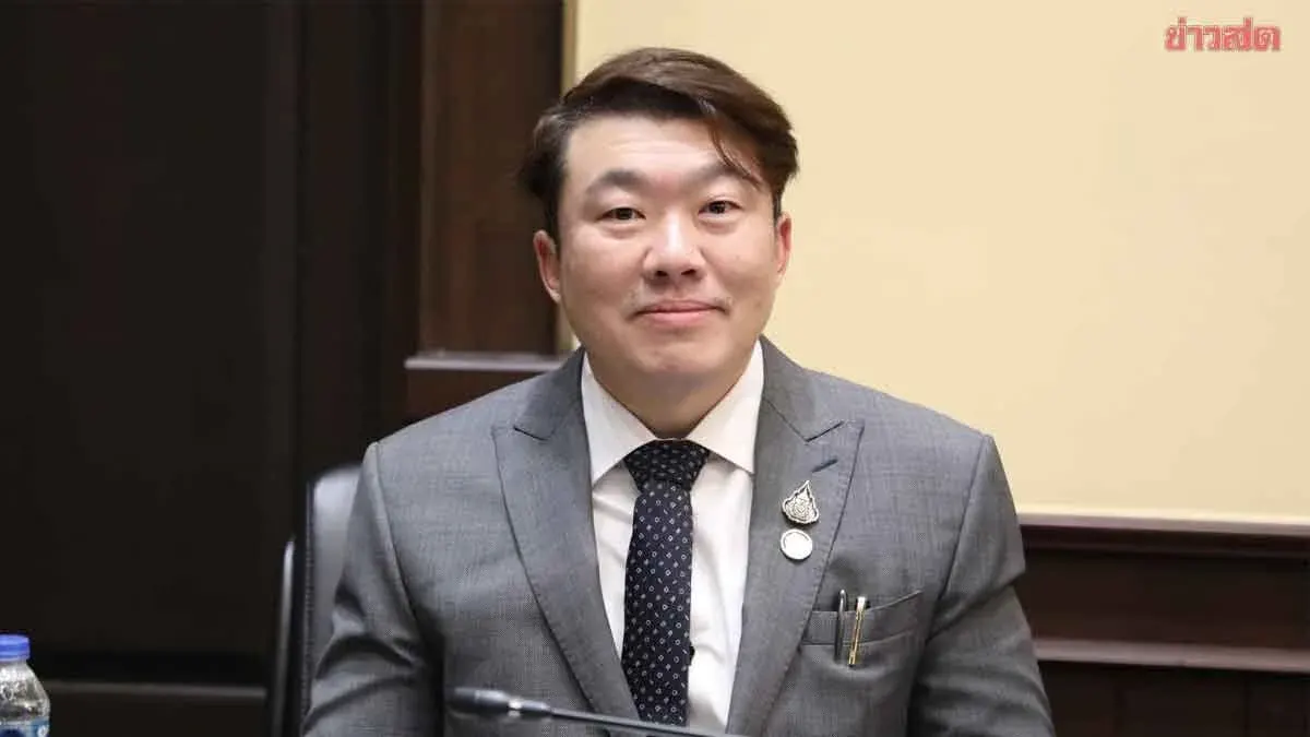 Siripong Eyes Extension of Relief for Seven Transport Sectors, Discusses with Finance Ministry on Fare Controls