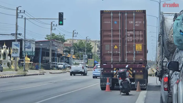 Man Dies After Falling From Truck During Dispute