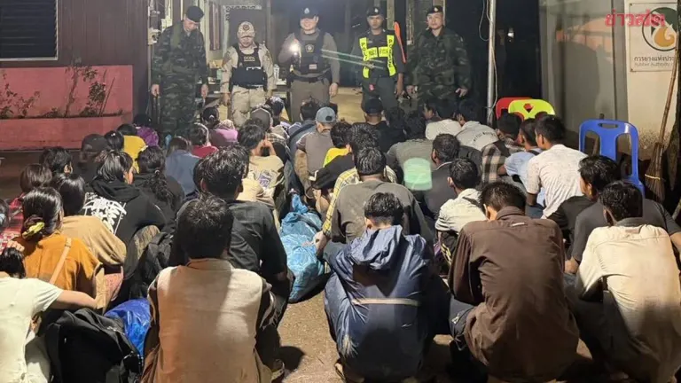 Border Patrol Arrests 52 Myanmar Migrants Entering Thailand Illegally