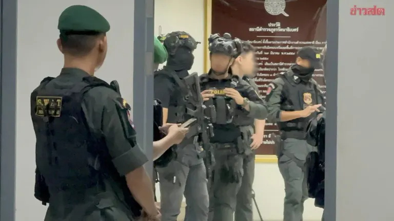 20 Officers Guard Suspect in Cell Amid Revenge Fears