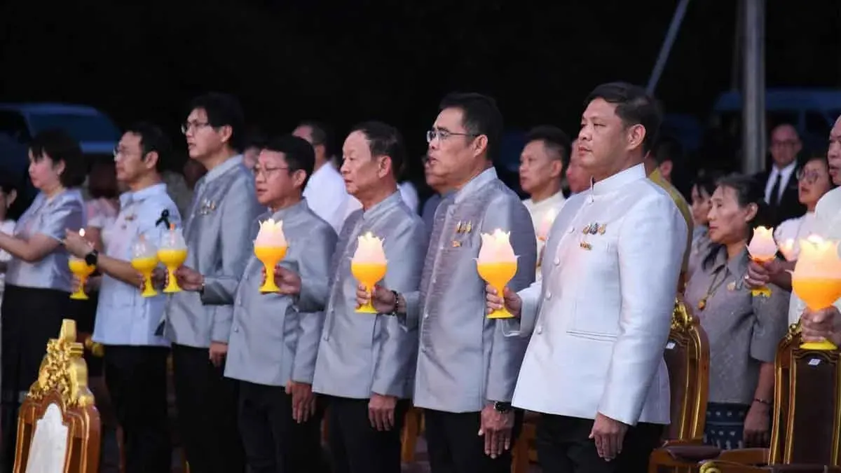 Thailand Honors King's 74th Birthday With Grand Ceremony