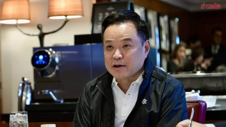 PM Anuthin Monitors Flooding Crisis From London, Returns Tomorrow