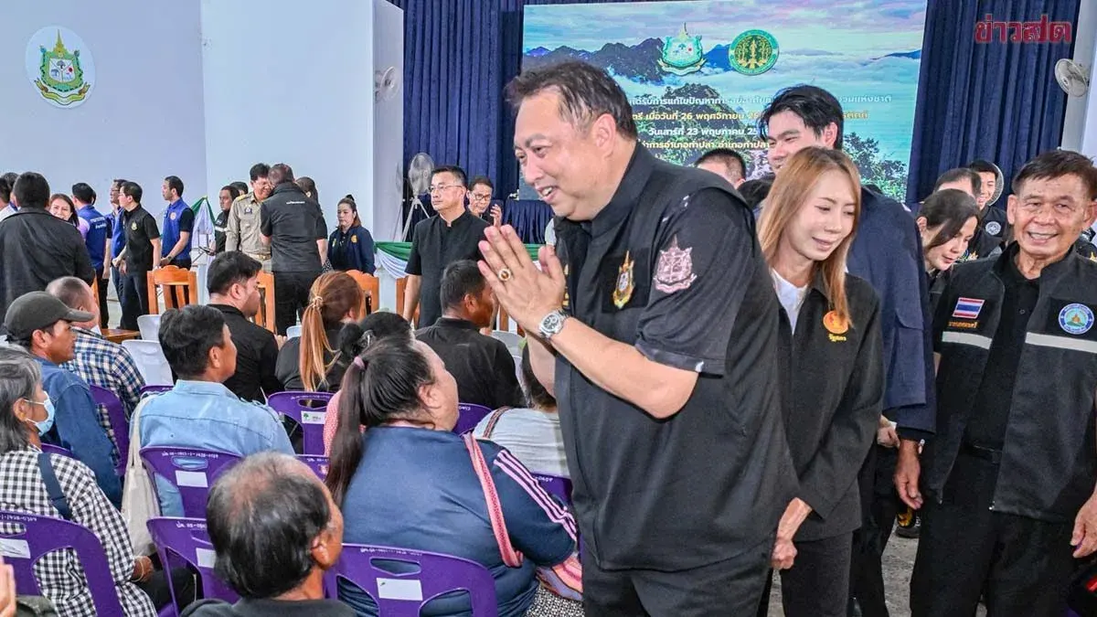 Udon Thani residents delighted as PM Anutin orders Suchat to distribute land rights documents to resolve farmland issues