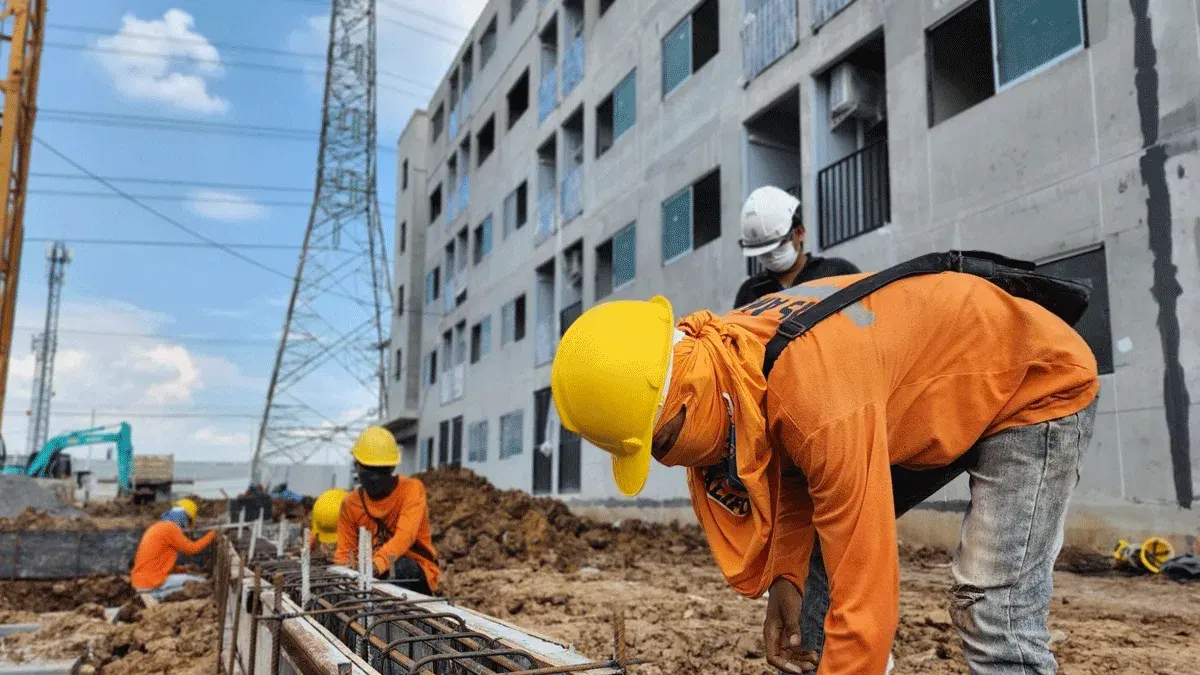 Sansiri's Contractor Training Program Partners with Supanimit Foundation on SAFER Work Project
