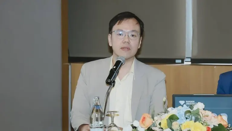 Scholar Urges Overhaul Of Thai Aid Program, Not Just Cash Flow