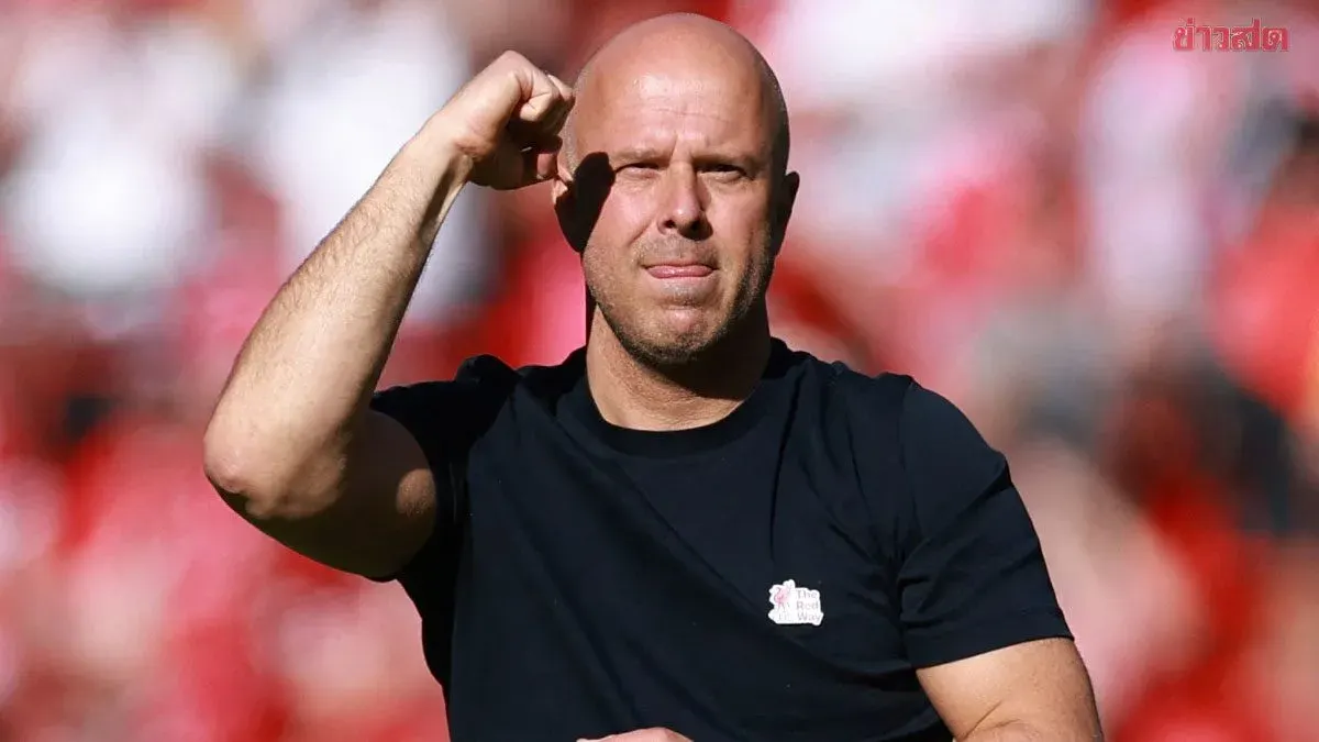 Arne Slot Shows No Plans to Leave Liverpool Despite Stalled Contract Negotiations