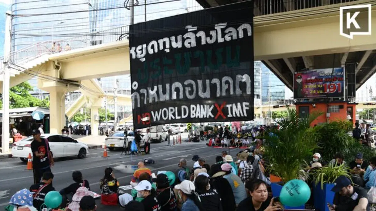Activists Protest IMF-World Bank Meetings at Bangkok's Khlong Toei