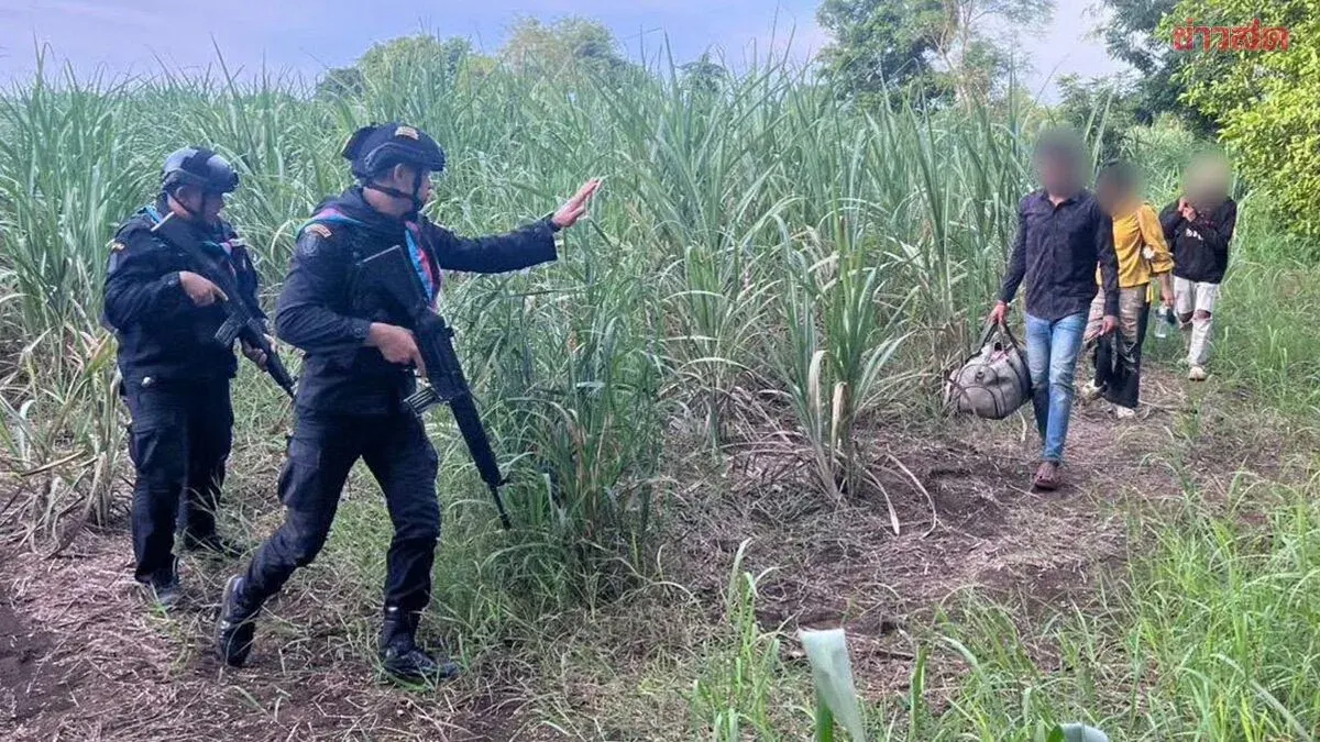 Three Cambodians Caught Crossing Border Illegally into Thailand