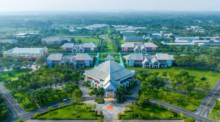 Walailak University Offers Free 120-Hour Intensive English Course for Freshman Class '69 Before Semester Begins