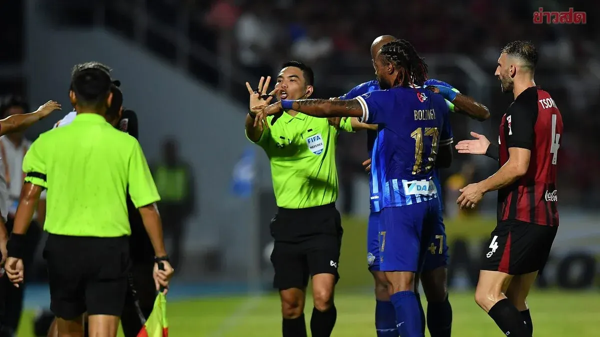 Chachoengsao FC Demands Clarification Over Referee's Performance in Muangthong United Draw