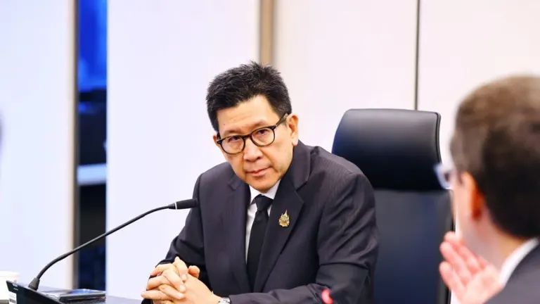 Thai Savings Bond Oversold Eight Times in Record Debut