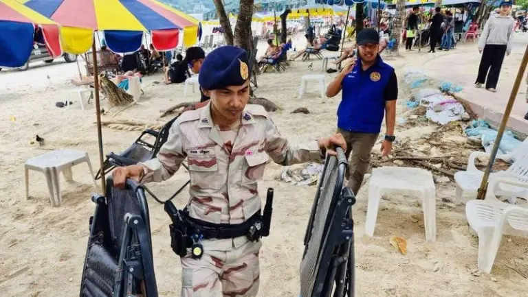 Patong Beach crackdown on illegal umbrellas, chairs continues