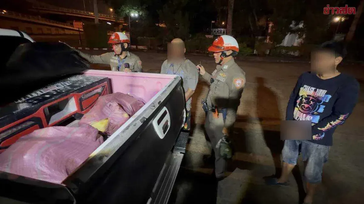 Two Rayong Men Arrested with 400,000 Methamphetamine Pills After Evading Sobriety Checkpoint