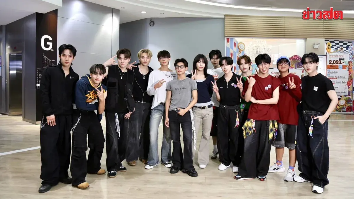 T-POP Stars Unite for Random Dance Event at Union Mall