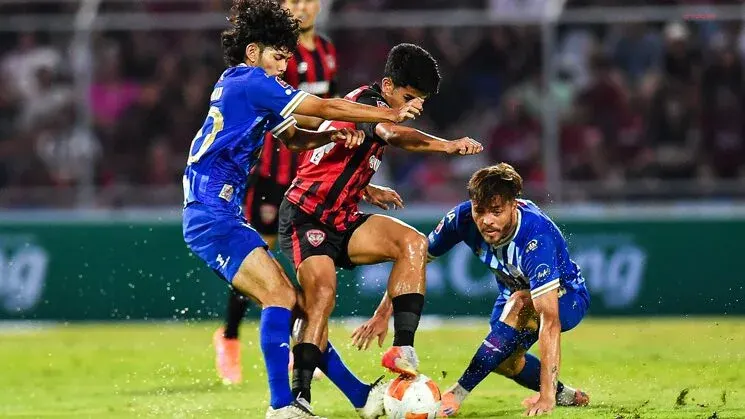 Muangthong United draws with Chonburi, remains in relegation zone as Khon Kaen falls to Buriram