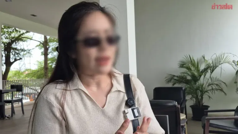 Woman Accuses Fitness Center of Negligence After Male Maintenance Worker Appears in Sauna While She's Wearing Only a Towel; Membership Cancelled