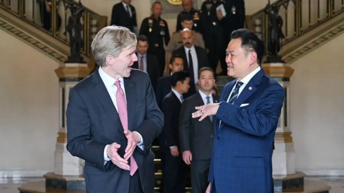 Thailand Won't Link Defense Ties to Trade Talks, PM Tells US
