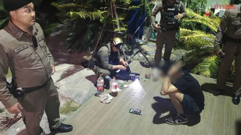 Khok Kram Police Arrest 25-Year-Old Man Intoxicated on Kratom Water, Armed with Knife, After Climbing Fence to Break Into Sister of Famous Singer Beam Kavis's Home Late at Night