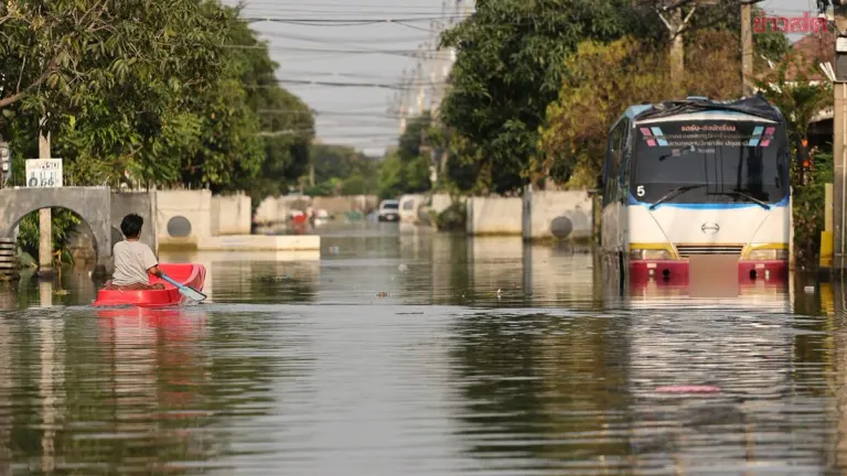 Government Savings Bank Sends Flood Aid to 150,000 Homes Today