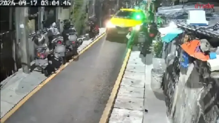 Drunk Taxi Driver Flees After Plowing Into Homes in Bangkok Alley