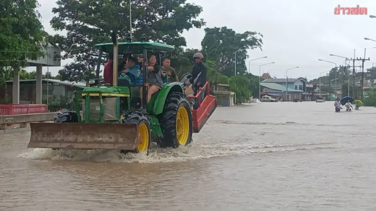 Prachuap Floods Hit 23 Villages, Mass Evacuation Underway