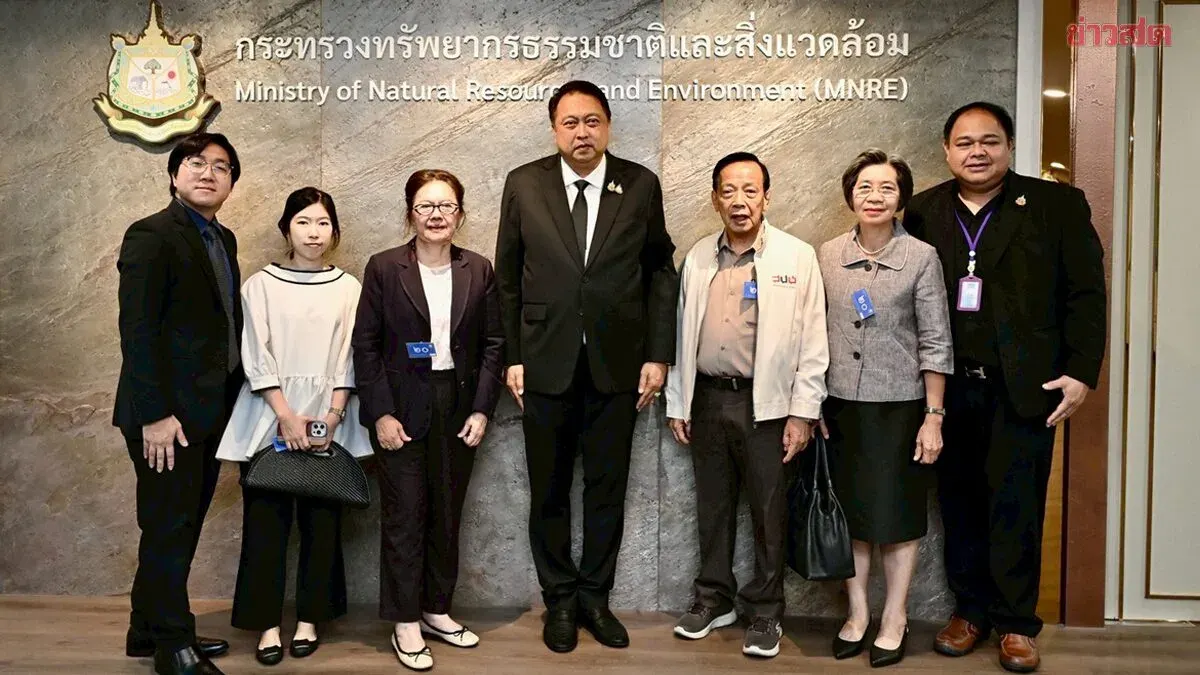 Suchart Pushes Forward with Clean Air Act Bill While Emphasizing Safeguards for Public Livelihoods