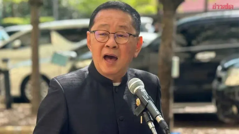 Education Minister Defends Transfer of 40 School Directors