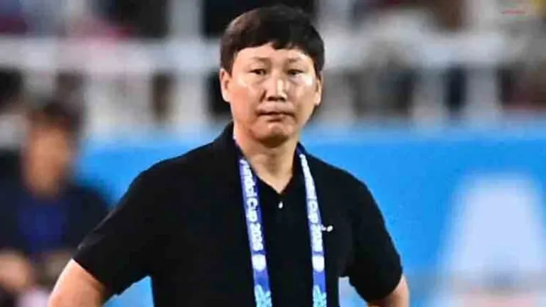 Vietnam Coach Confident of Retaining AFF Cup Crown Against Thailand