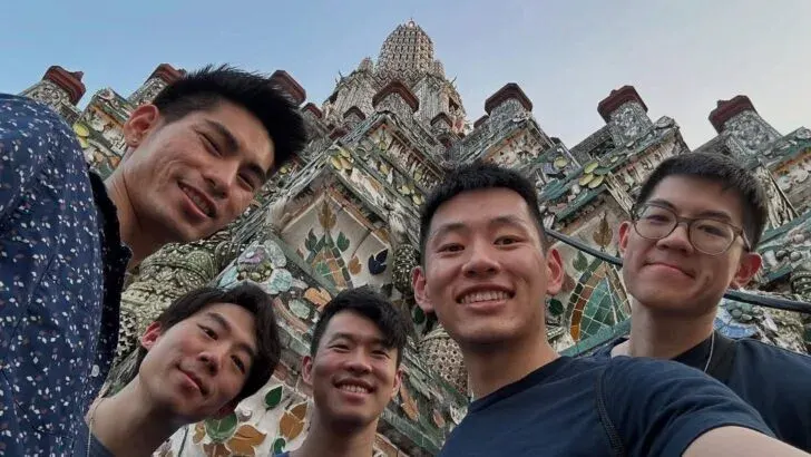 Meet the five-boyfriend relationship "The Cule Kids" going viral online
