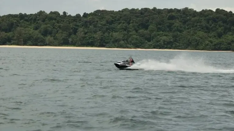 Phuket Finds Eight Cases in Jet-Ski Crackdown