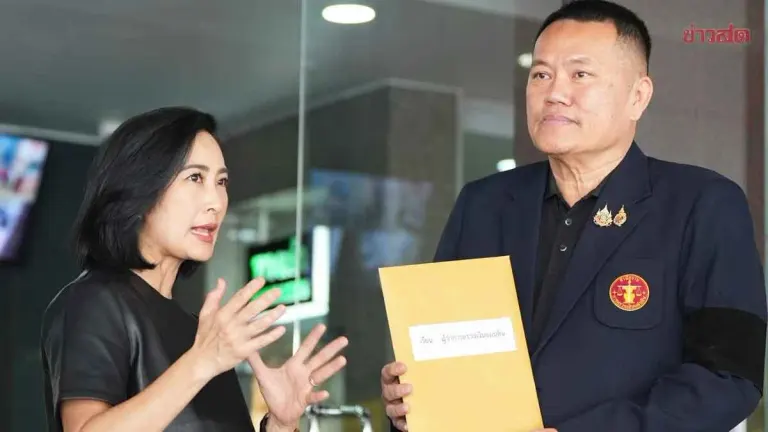 Opposition MP Demands Audit of 1.6 Billion Baht AI Passport Project