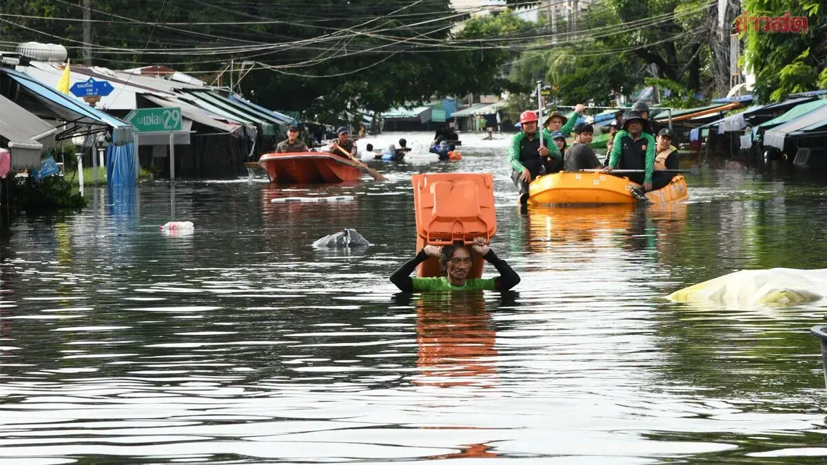 Thailand Floods Hit 23 Provinces, Kill 19, Shut 22 Hospitals