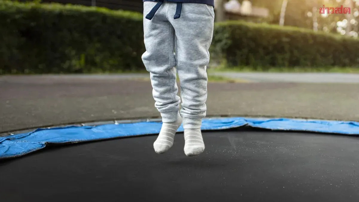 Doctor Warns Against Trampolines for Children Under Six