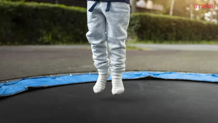 Doctor Warns Against Trampolines for Children Under Six