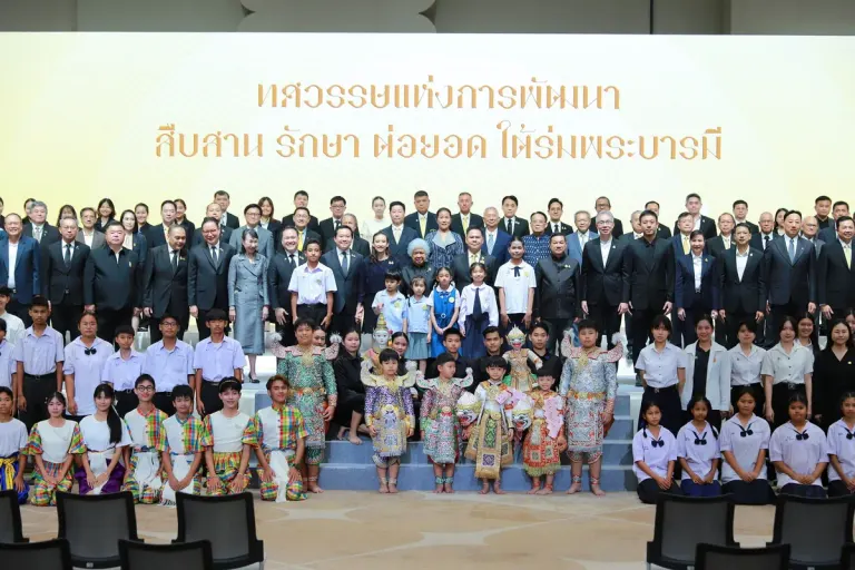 Thai Beverage Hosts Decade of Development Tribute to the King