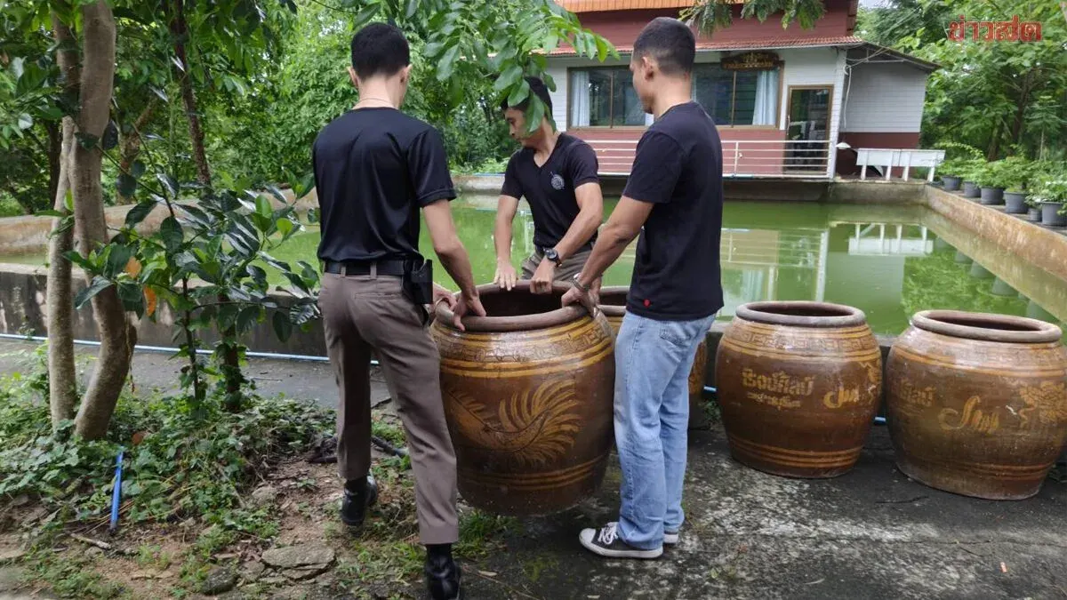 Mother of Suspect Dies After Falling Into Police Station Well