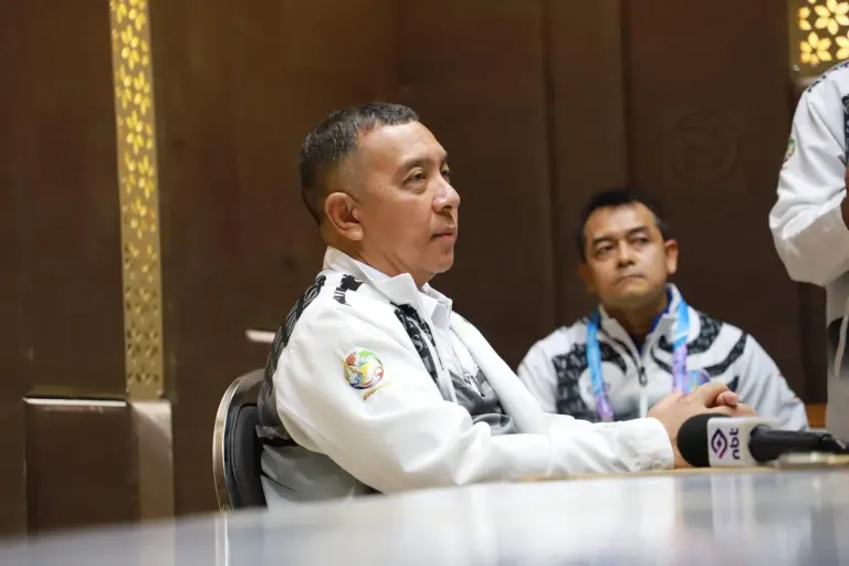 Surat Thani Governor Tightens Measures Against Foreign Law Violations on Tourist Islands