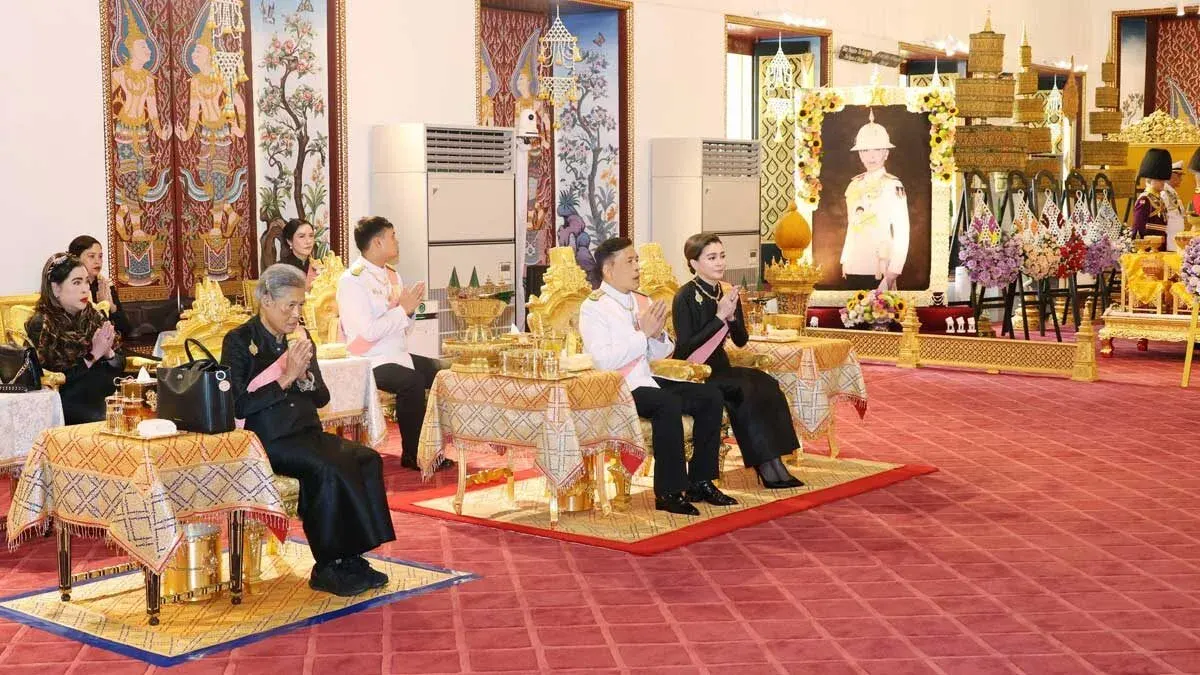 King and Queen Attend 100-Day Merit Ceremony for Princess Bajrakitiyabha