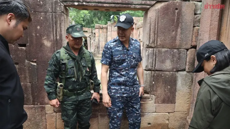 JIC Director Tours Thai-Cambodian Border, Praises Troops