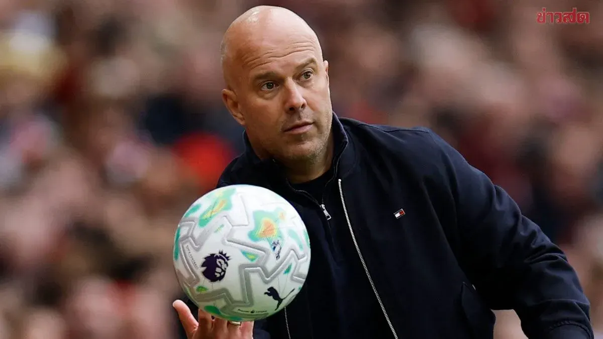 Liverpool Still Backing Arne Slot, Club Believes He Deserves Chance to Correct Season's Mistakes