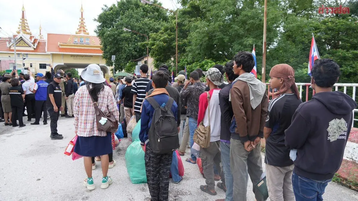 Thailand Repatriates 44 Citizens From Cambodia