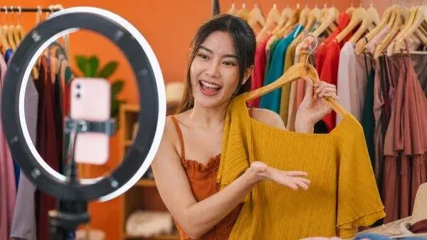 Shopee Live Selling Guide: Tactics to Boost Viewers and Sales