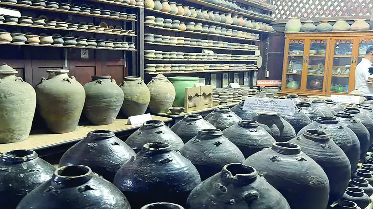 Samut Songkhram's Ancient Treasures Preserved in Riverside Museum