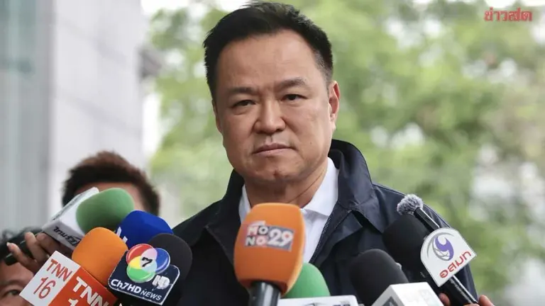 Anutin Affirms Land Bridge Advancement to Boost Revenue Inflow, Directs Questions to Ekniti on Thai Help Thai Plus Program