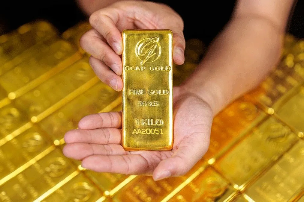 Gold Volatility Continues; Breakout Above $4,300 Signals Rally