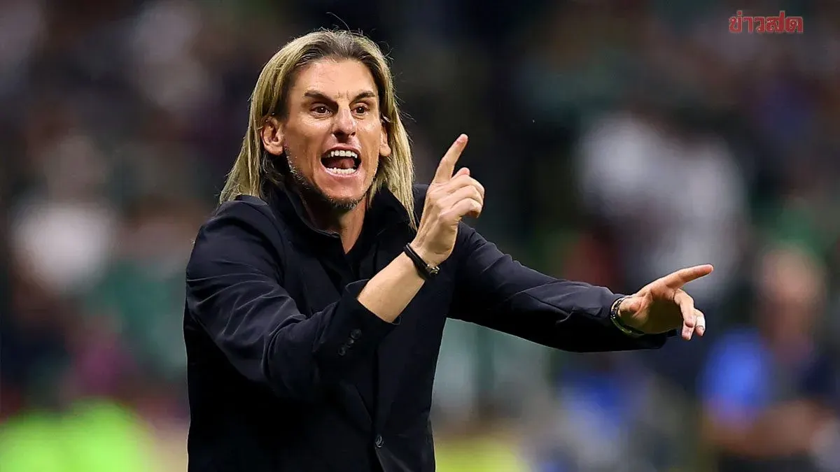 Ecuador Coach Beccacece Resigns After World Cup Exit