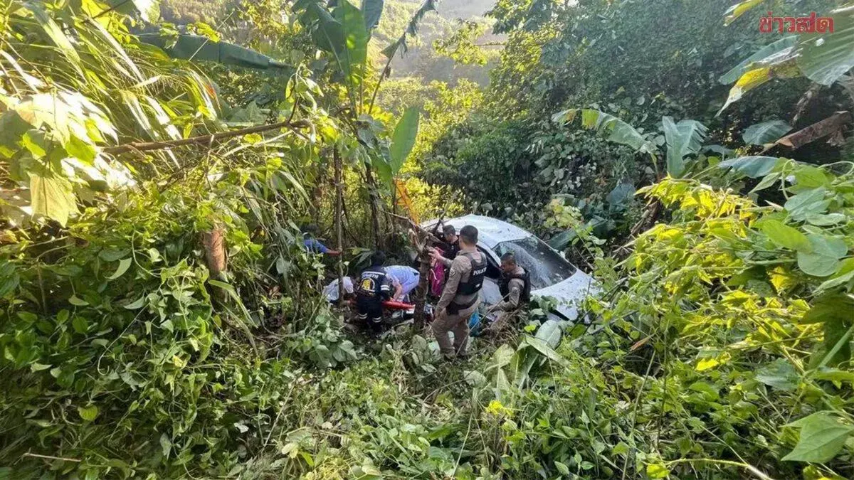 Car Plunges 30 Meters Off Khao Kho Road, Three Injured