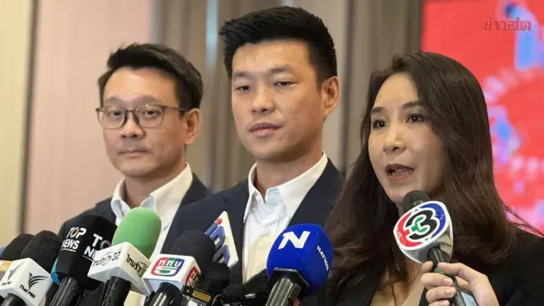 Pheu Thai to File Complaint With Anti-Corruption Body Over TH-AI Passport